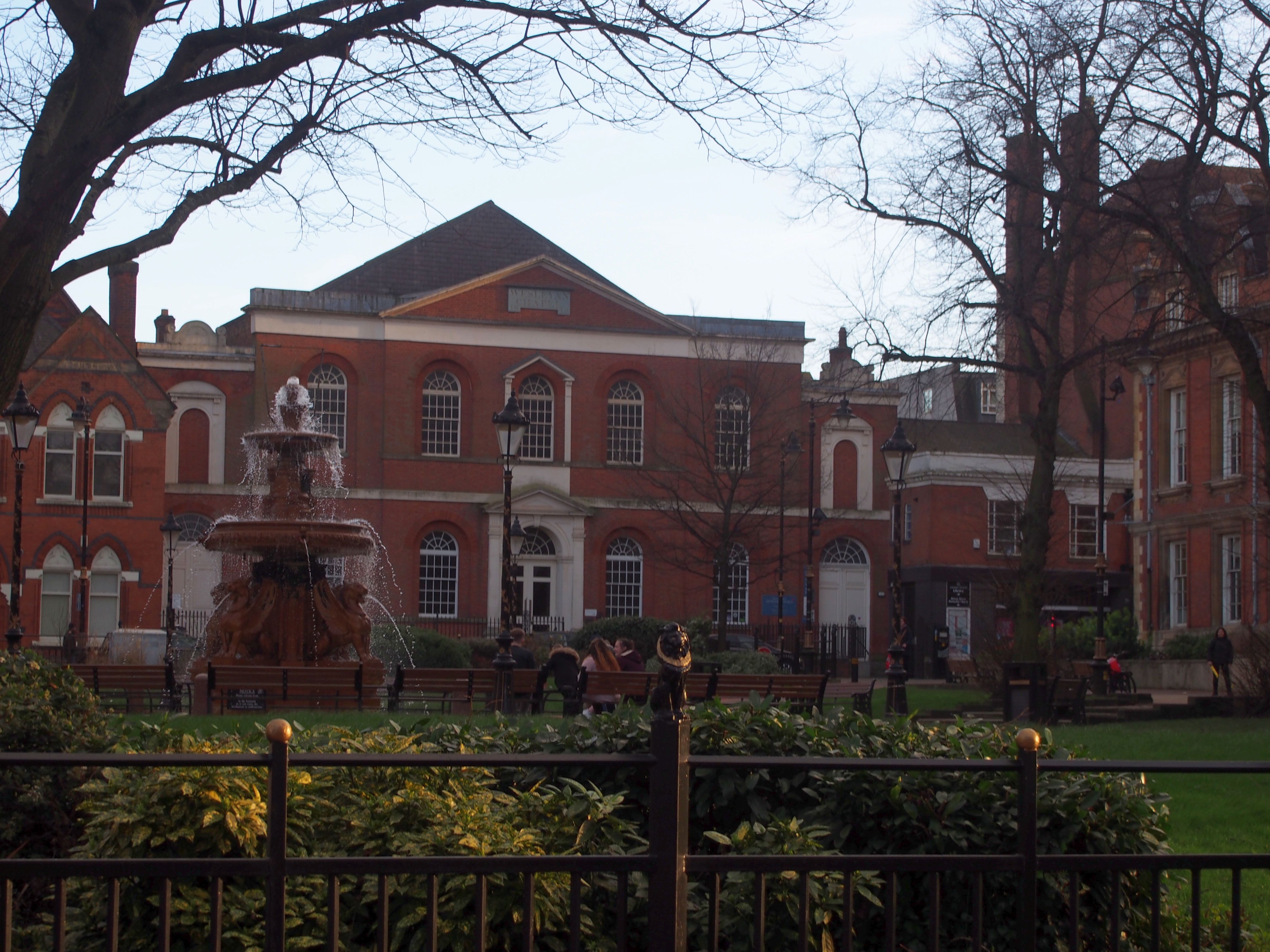 OLYMPUS DIGITAL CAMERA