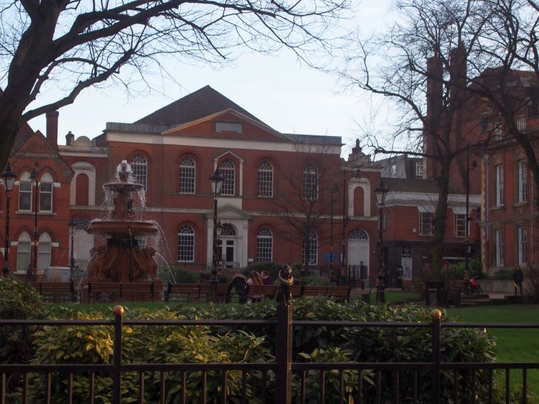 OLYMPUS DIGITAL CAMERA